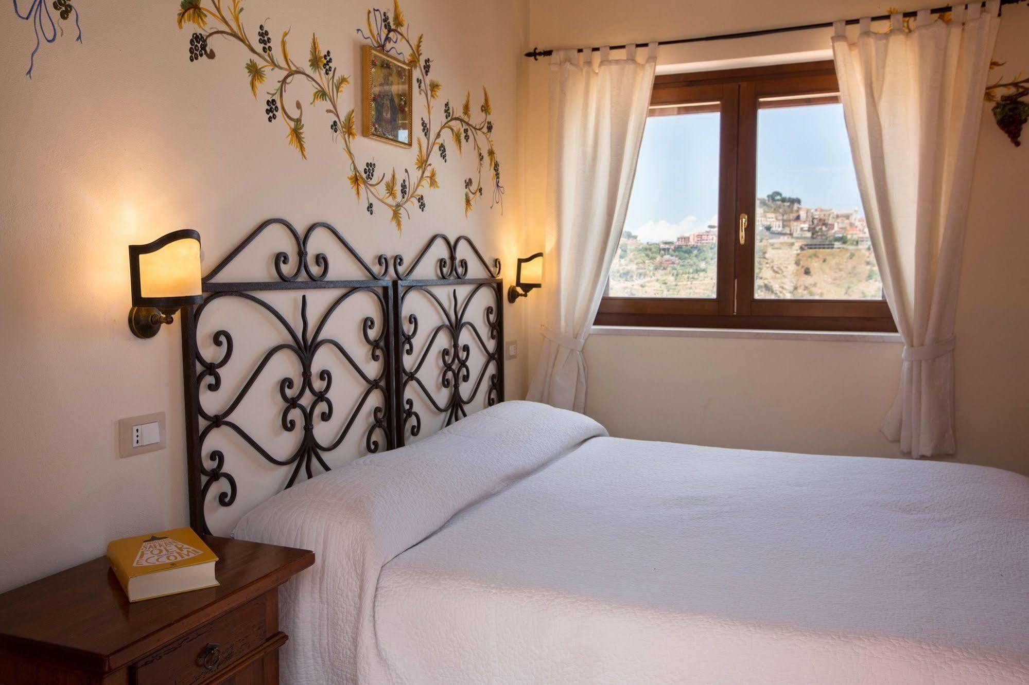 Il Casale Di Caterina Hotell Taormina Eksteriør bilde